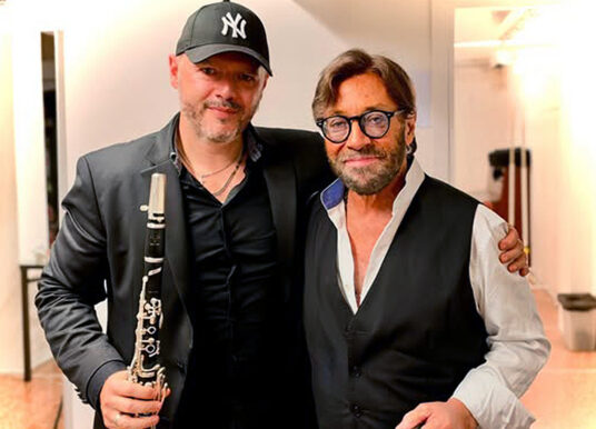 More is More: Al Di Meola al Celebrazioni